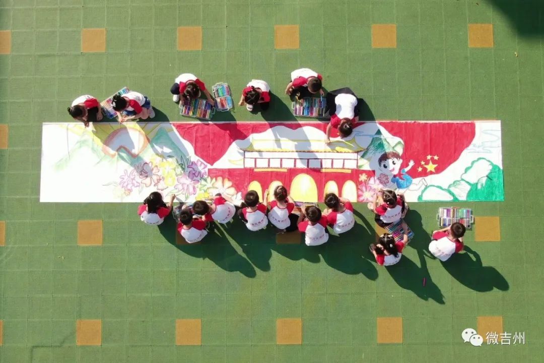 全省首批两所示范学校,全省33所示范校84所创建单位