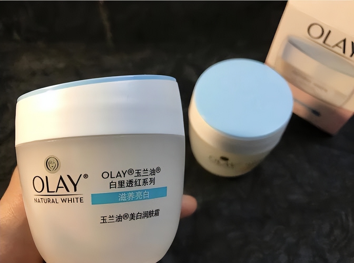 皮肤暗沉不会化妆用哪款素颜霜,适合30-40岁女士的护肤素颜霜