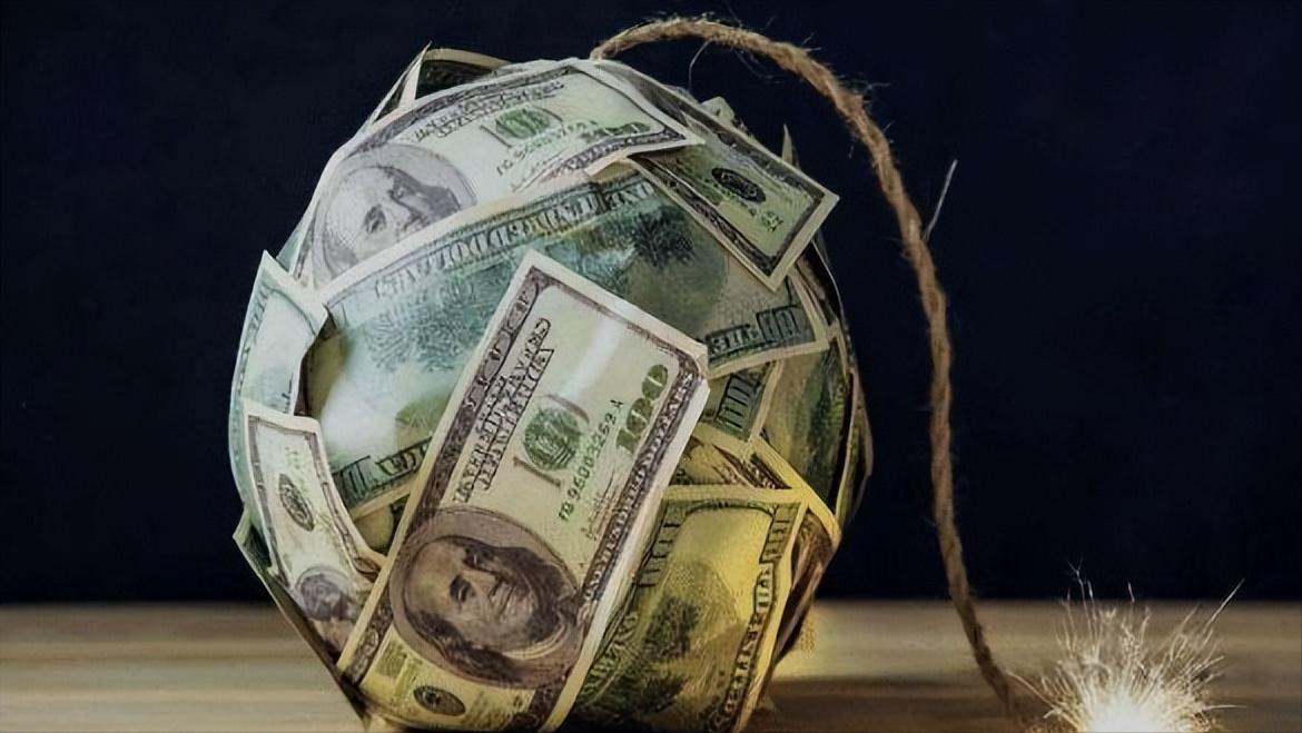 美国措手不及！日本突然加速甩卖美债，背刺美国毫不手软？