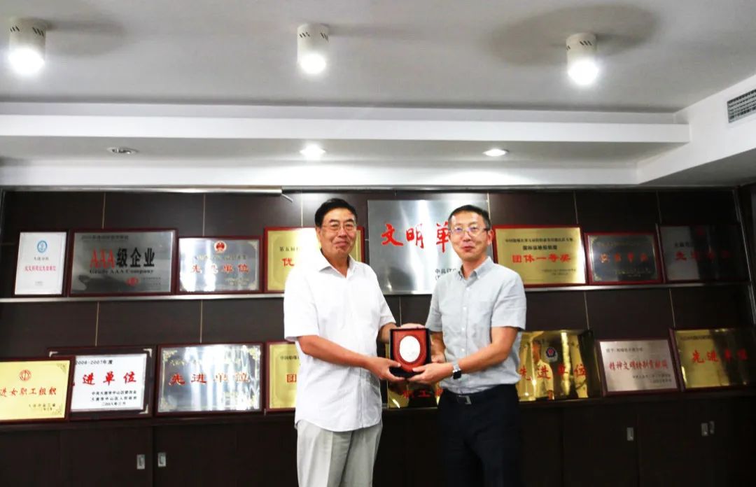 沧海拾贝|励精“图”治经风雨芳华壮志写春秋