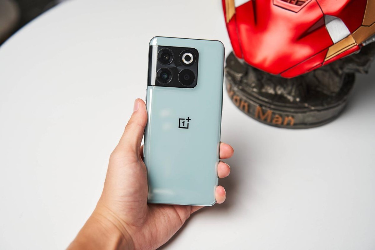 现在买手机的话买什么手机比较好,现在买手机推荐哪种性价比手机