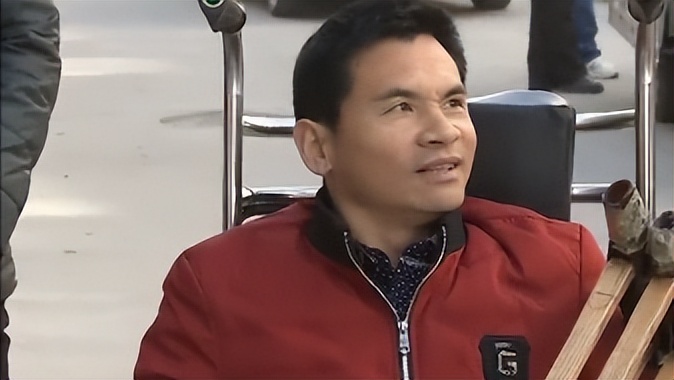 老人上下楼爬楼神器,老人不用电梯爬楼神器