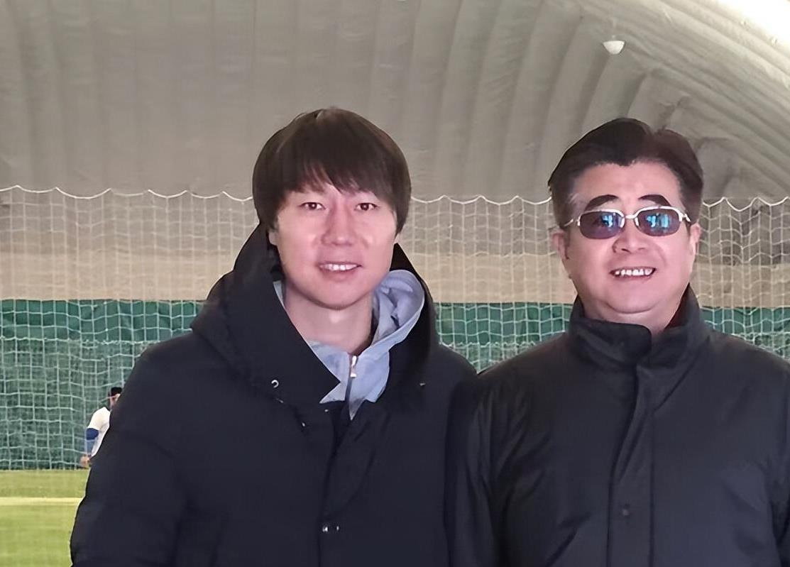 宋凯尴尬！徐根宝说实话，感谢陈戌源，把中国足球*裤底**扒下来了