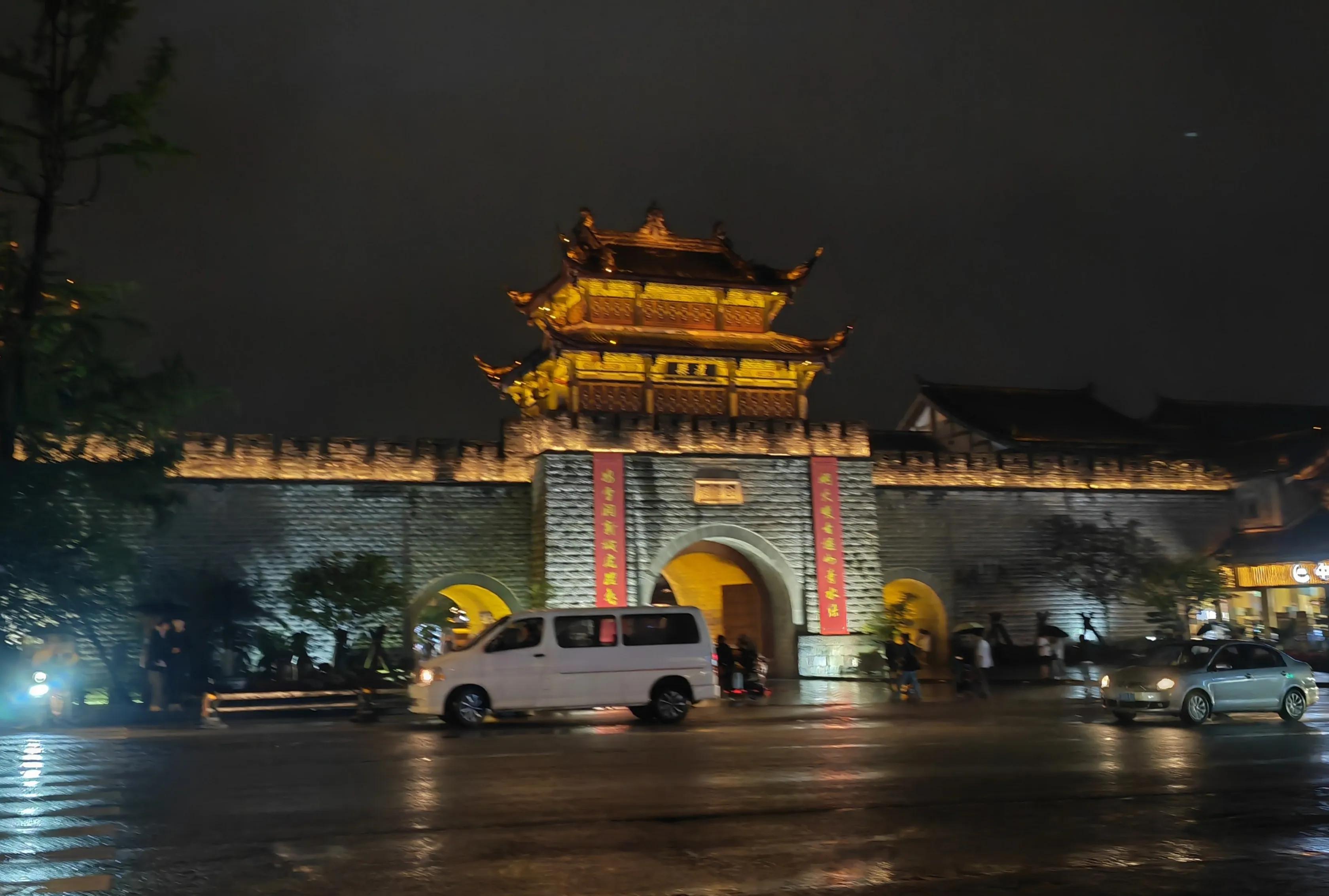 保险公司免费泰国游,保险公司组织免费旅游敢去吗