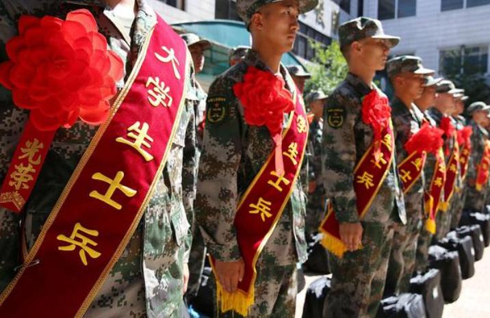 铁饭碗和工资翻几倍的工作选哪个,铁饭碗与高薪应该怎么选择