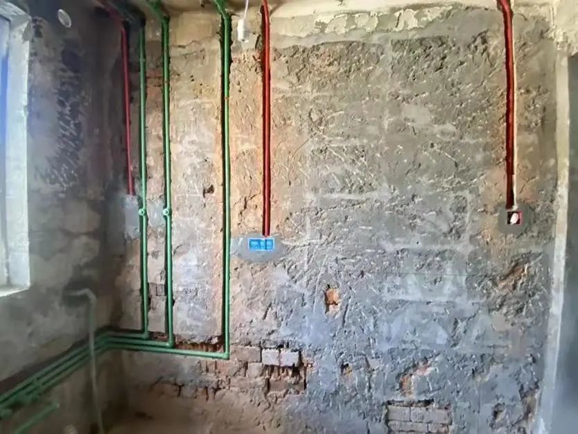 壁挂马桶好冲吗,非承重墙可以装壁挂马桶吗