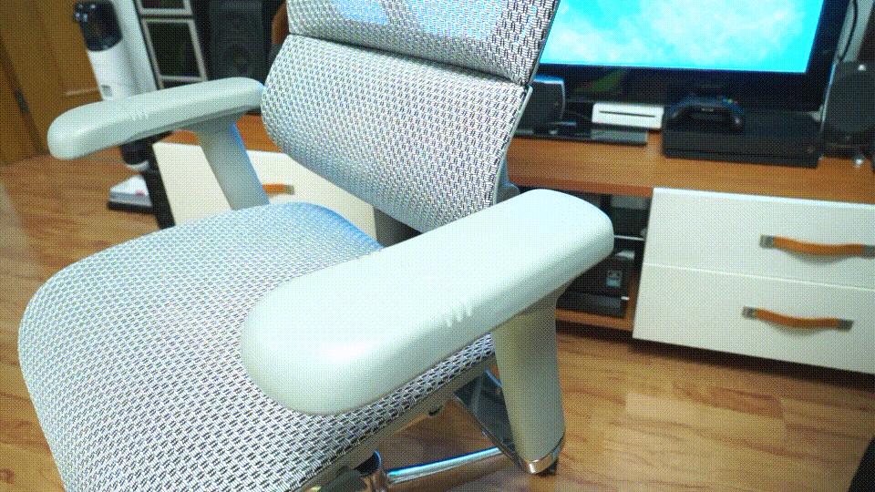 实用至上，久坐腰不累腿不麻的高品质人体工学椅：保友优旗舰W2代