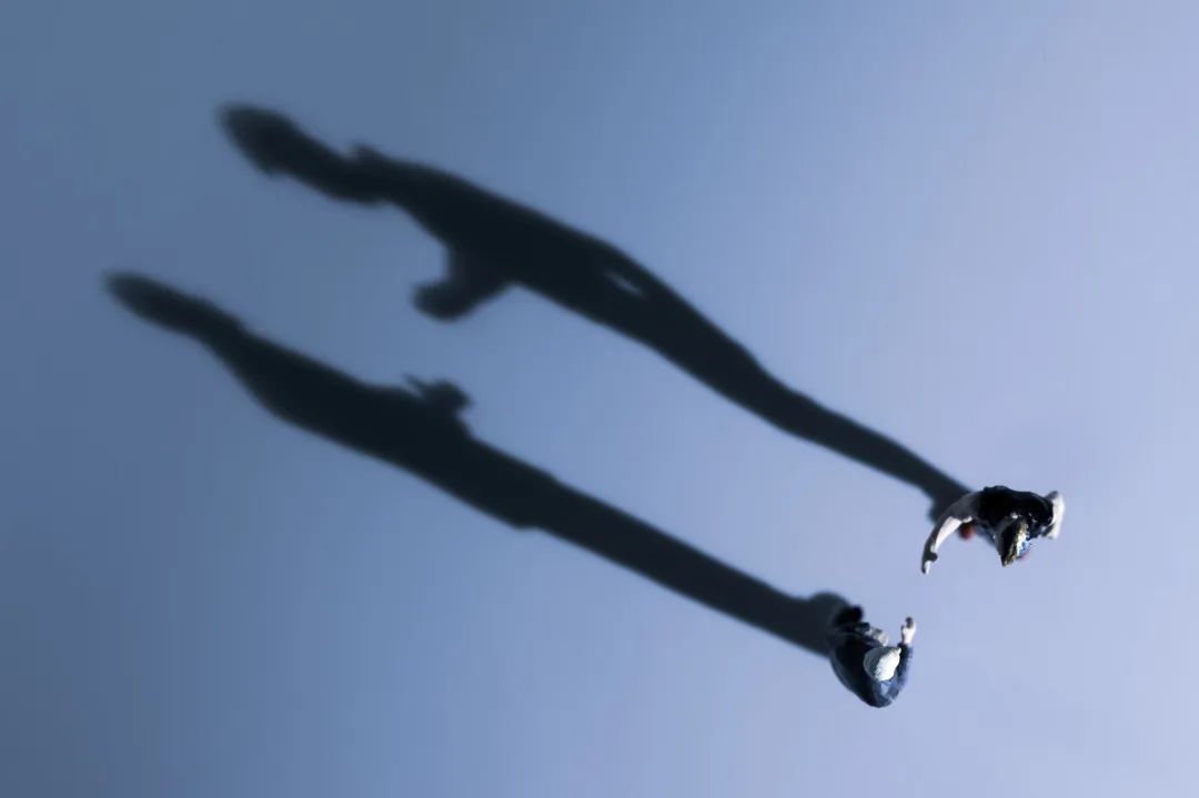 张勇卸任，元老掌权：阿里进入律政时代