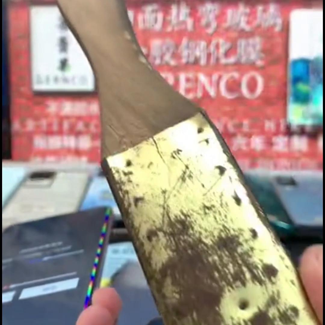 华为mate40pro屏幕容易摔烂吗,怎么保护华为mate40pro手机屏幕