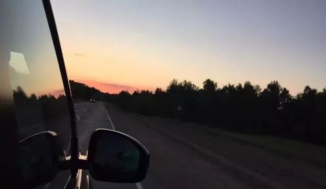 玻璃陶瓷高隔热贴膜,高透光纳米陶瓷隔热膜自贴