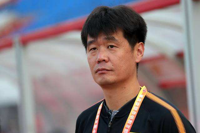 李霄鹏的国足最佳后防线浮出水面，泰山后卫将是蒋光太的最佳组合