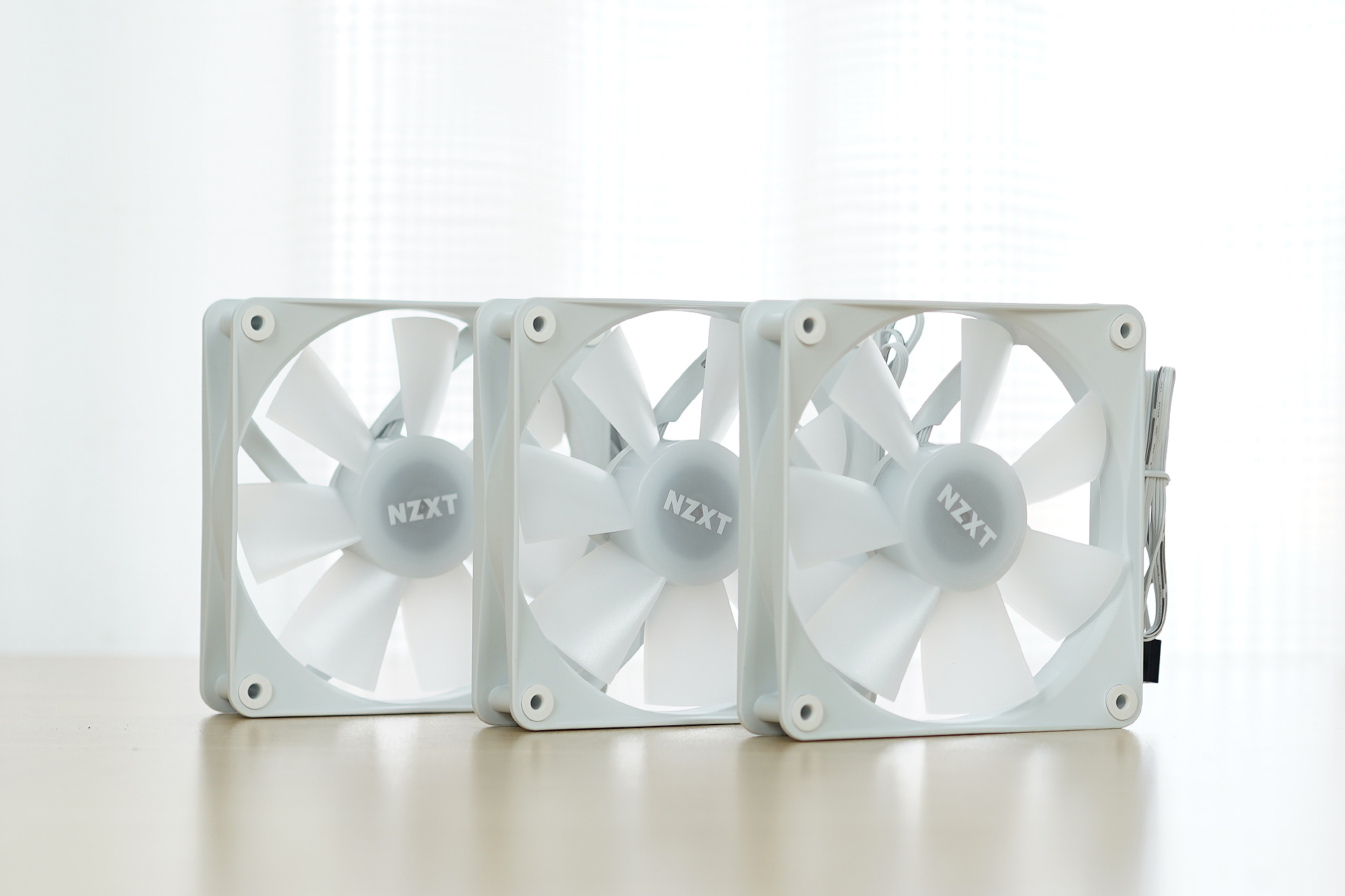 白色海景房实际效果,经典白色海景房