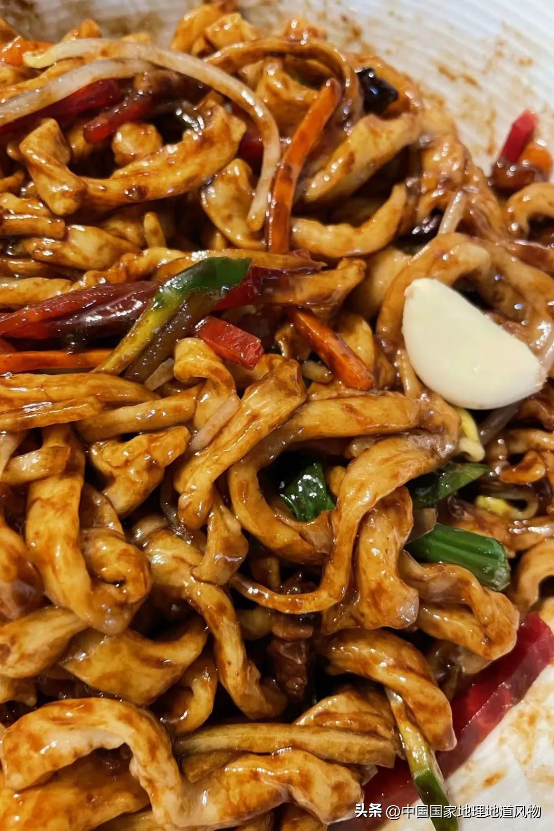 天津人的仪式感：打卤仨小时，“秃噜”五分钟