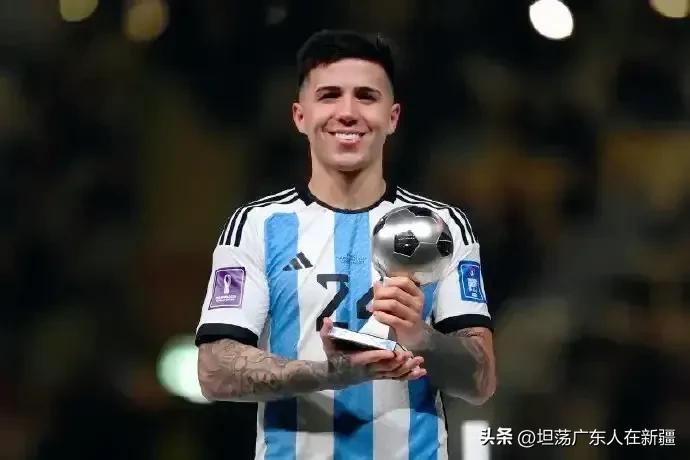 切尔西1.2亿欧签恩佐,切尔西或为恩佐付上亿欧转会费