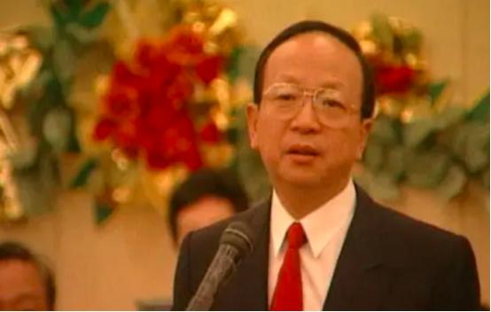 男孩知道父亲身世,蒋经国儿子认祖归宗完整视频