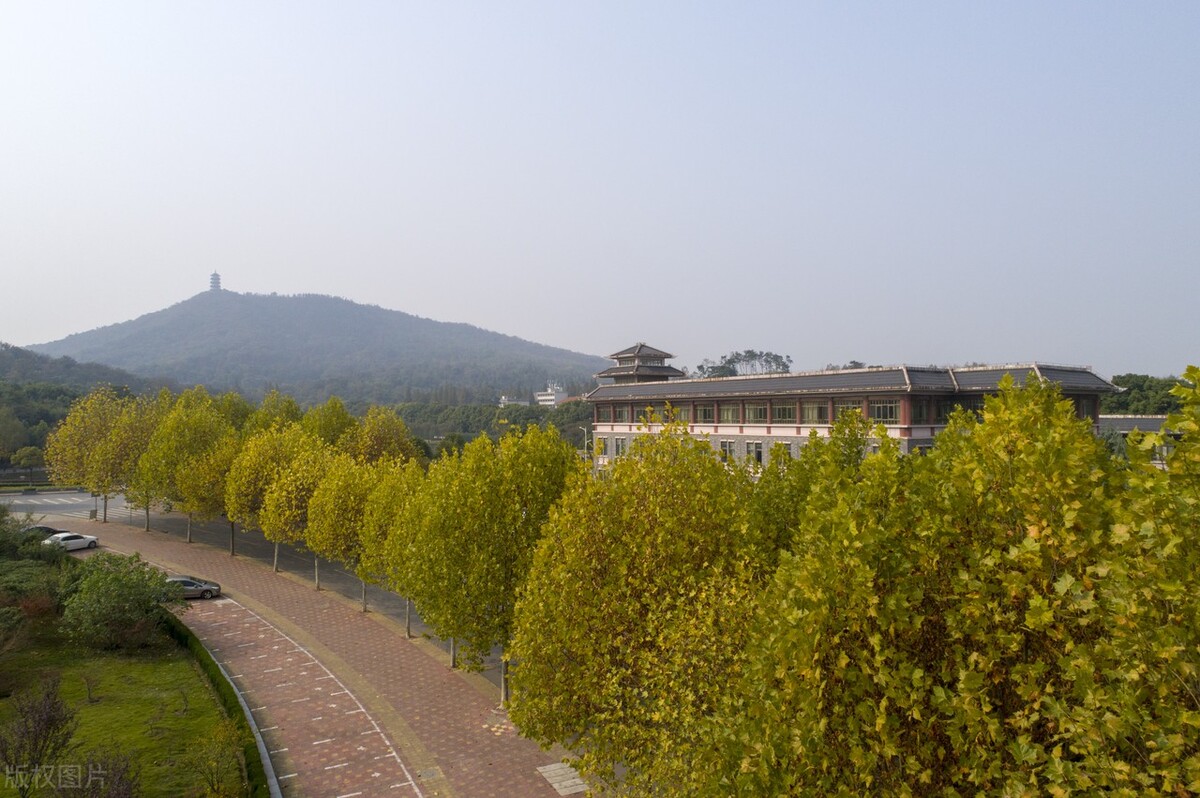 湖北文理学院非全日制,湖北文理学院是不是公办的