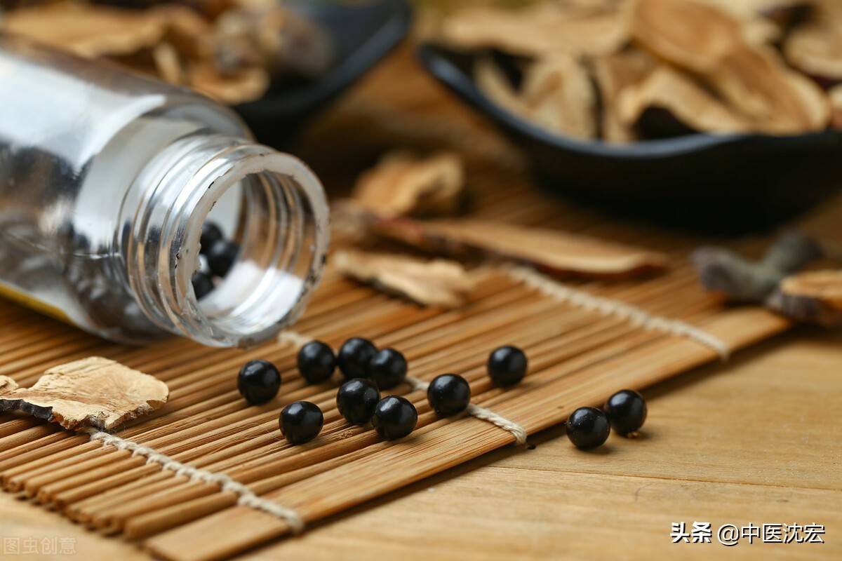 口苦口涩胃不好什么原因,嘴干口酸口苦口甜是怎么回事