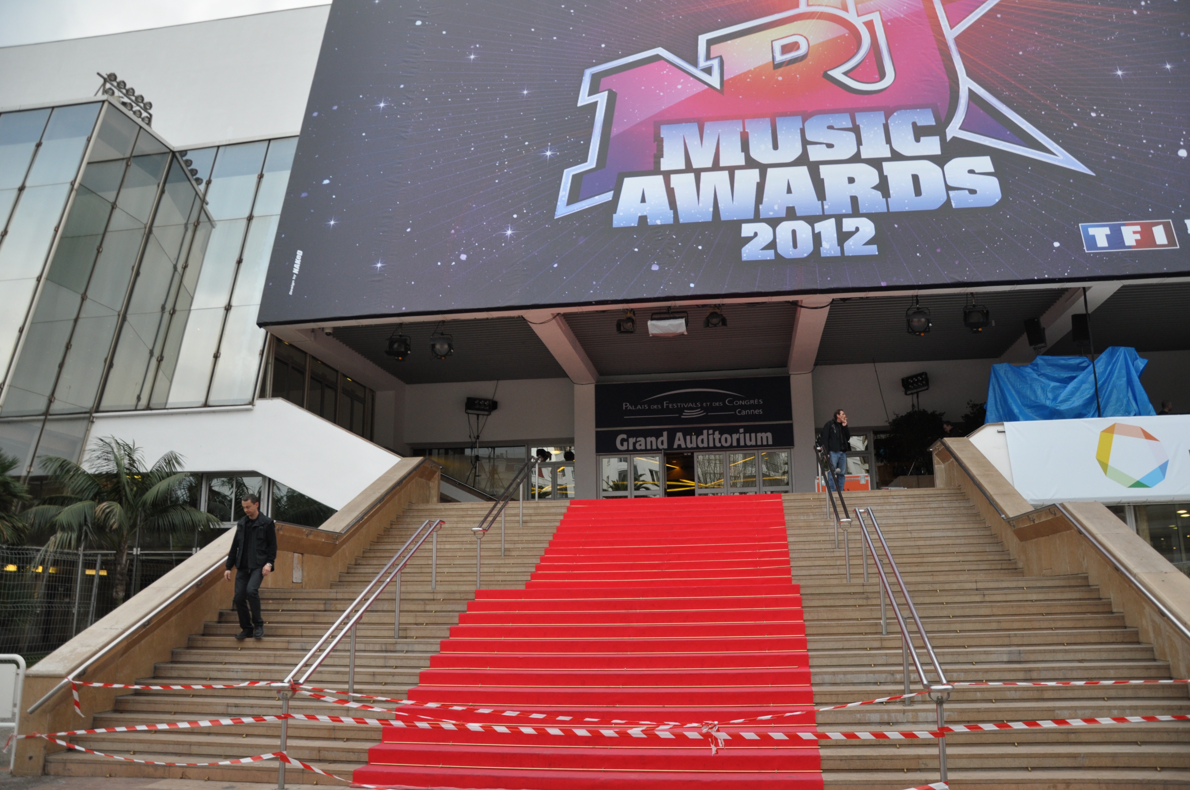 戛纳小城,戛纳电影节出现美丽的风景线