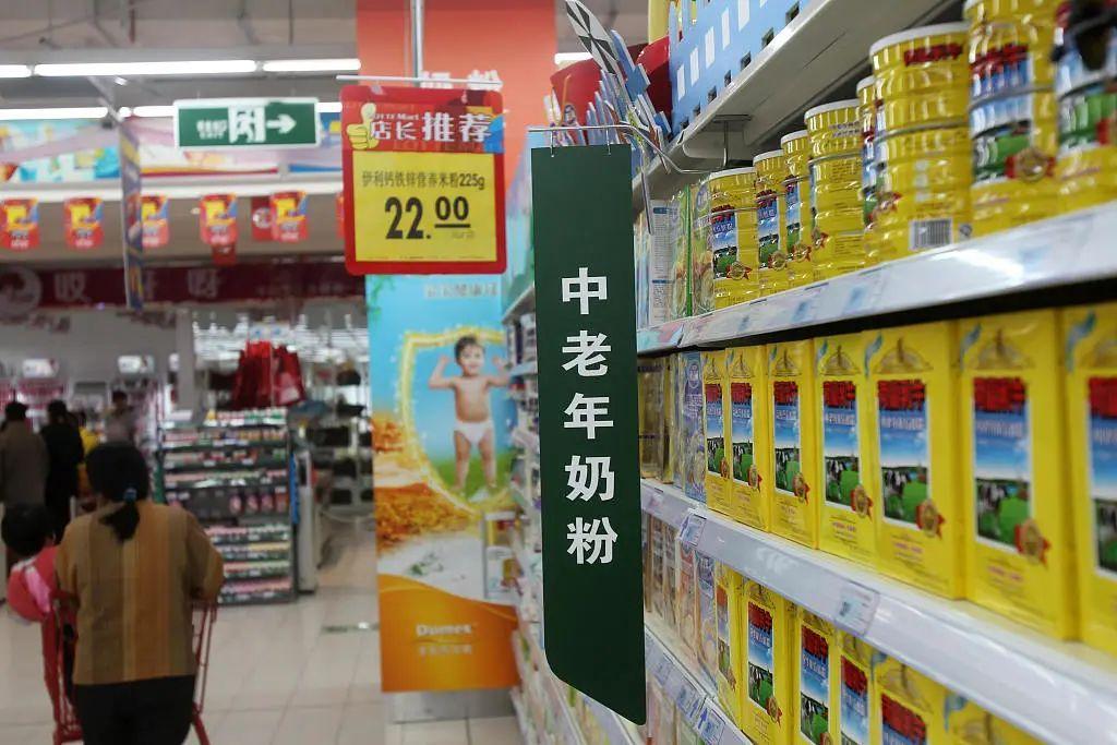 牛奶羊奶驼奶这三种奶哪种奶好,羊奶驼奶和羊奶哪个适合老年人