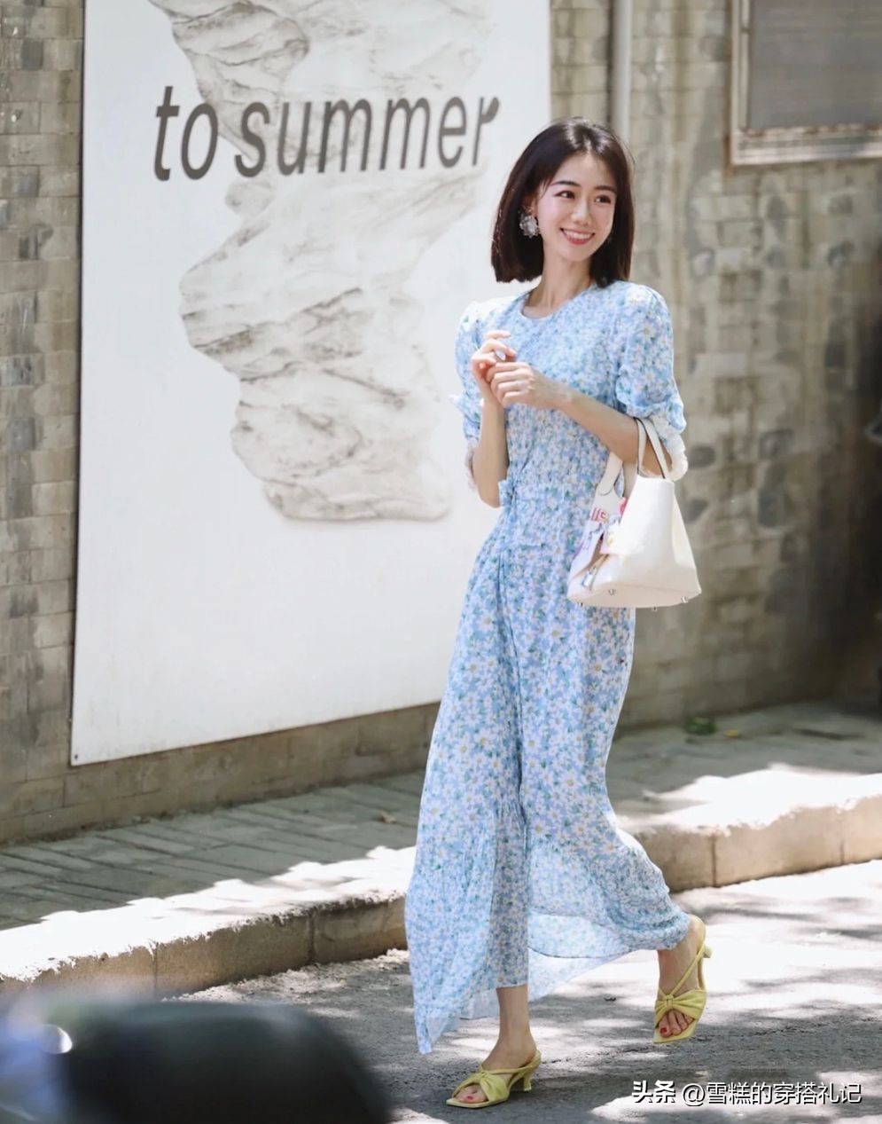 矮个子穿短裙还是长裙好看,小个子穿长裙还是短裙显高显瘦