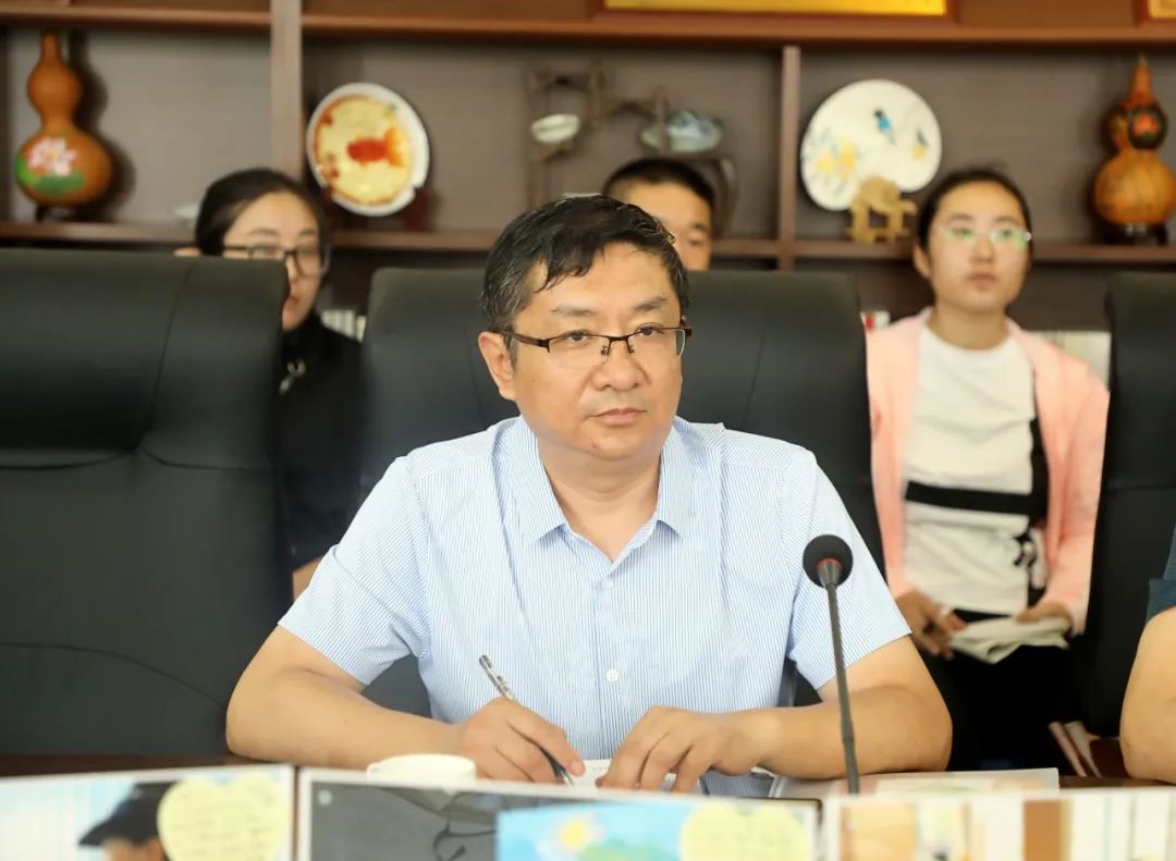 章丘区福泰小学：“思维教育”育人系统建构与实践研究开题论证