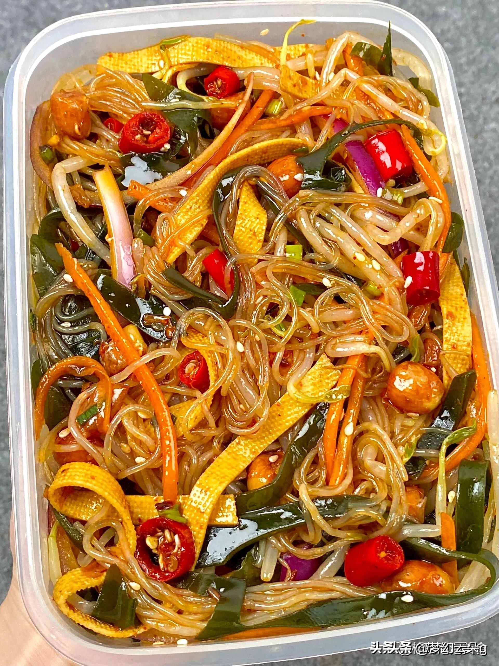 有利于身体排毒的食物,女性吃什么食物排毒养颜