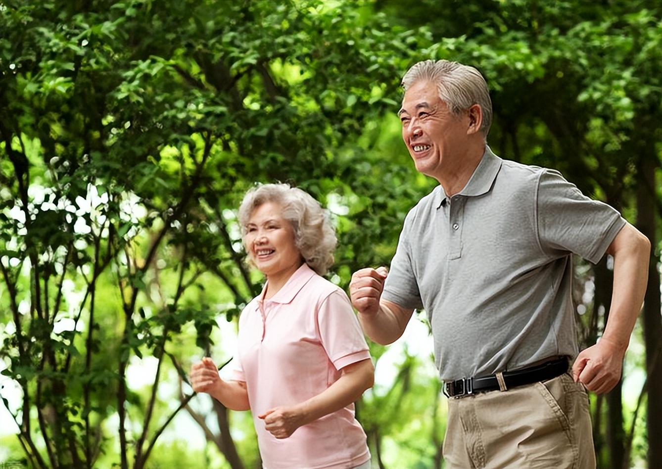 老年人夫妻生活，可以到多大岁数？一周几次为好？正确说法来了