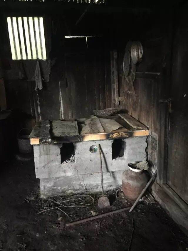 80鍚庡皬瀛︾敓姣曚笟鎵撳伐,80骞翠唬灏忓杈嶅鎵撳伐