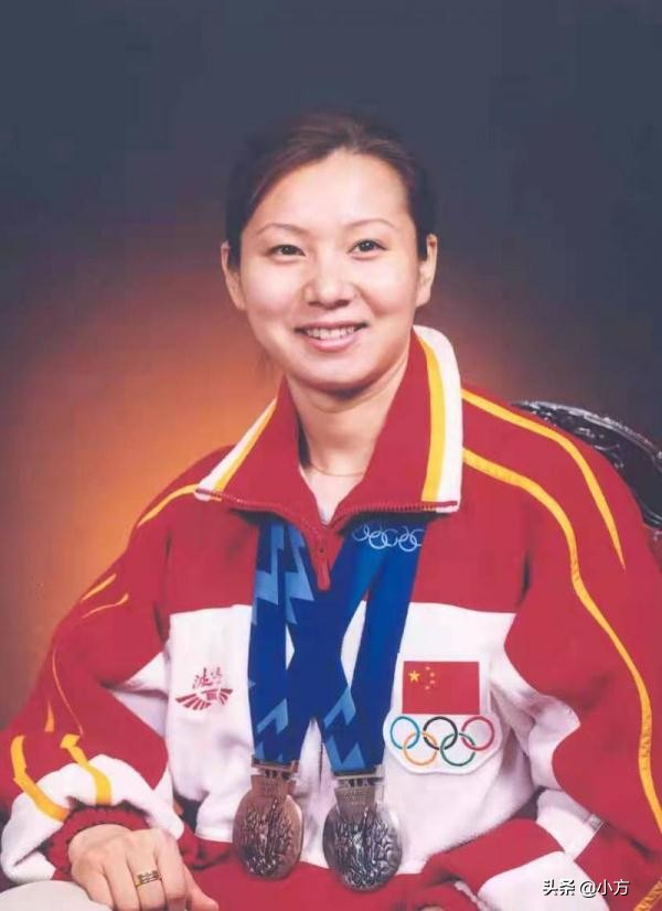 中国冬奥会明星事迹,冬奥会冰雪英雄都有谁