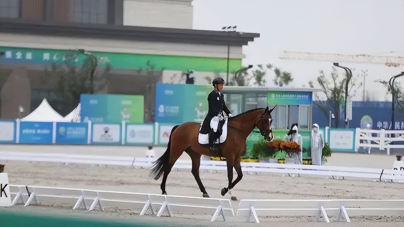 您身边的释放压力的休闲运动场所,家门口的专业运动场地