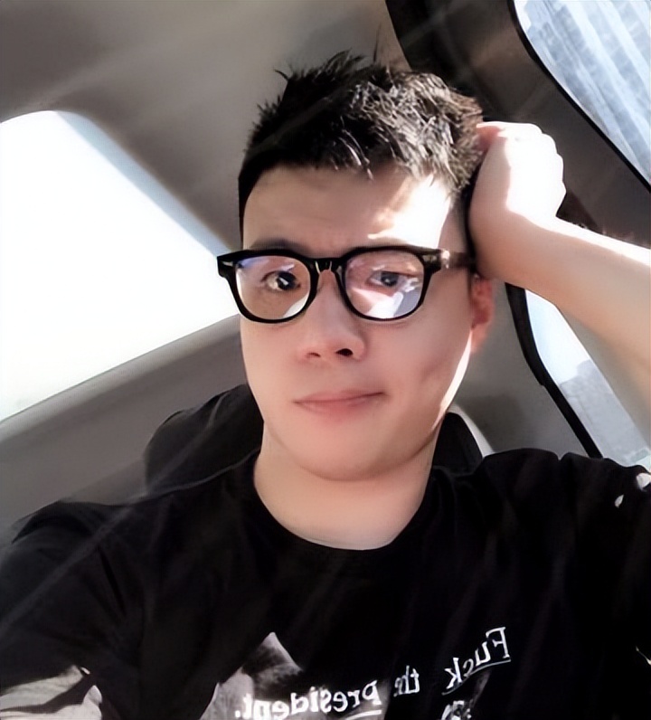 普通人眼中的顶级富豪,看着光鲜亮丽背后的苦