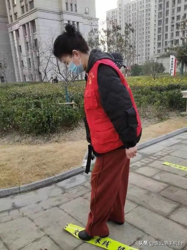 同心战疫奉献爱心巾帼志愿者活动,抗疫志愿者团队活动