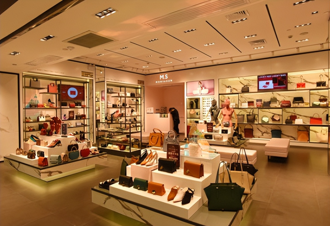 网友批高价炒lv帆布袋又蠢又虚荣,网友批高价炒lv帆布袋