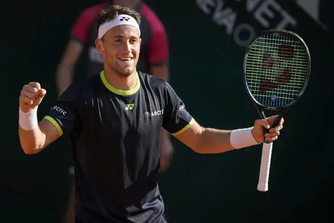 椴佸痉2023璧涘琛ㄧ幇,椴佸痉闆嗛敠