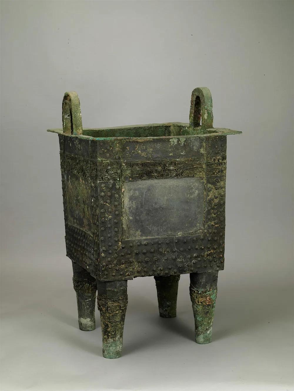 商代实用青铜圆鼎,三足圆鼎商代早期