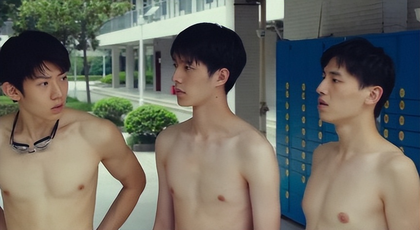 不请流量、不谈恋爱,电影《五个扑水的少年》如何逆袭成为黑马?