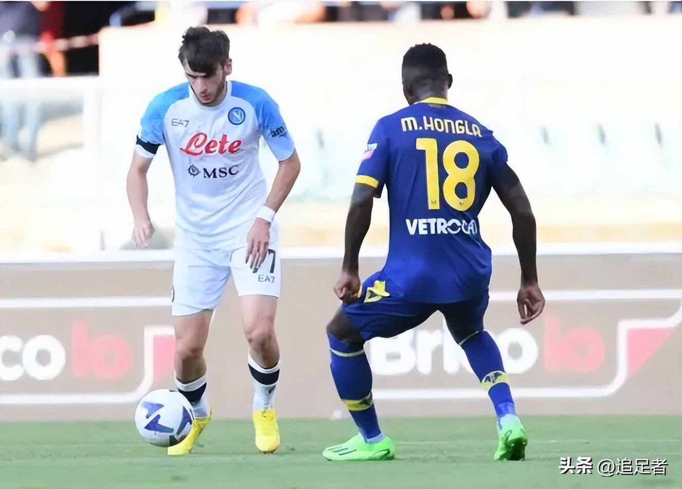 足坛现役巅峰最强十一人,克瓦拉茨赫利亚凌空抽射卡点