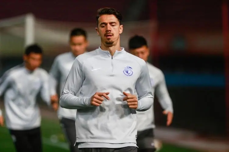 一方后防大将丰特,丰特入选卡塔尔世界杯了吗