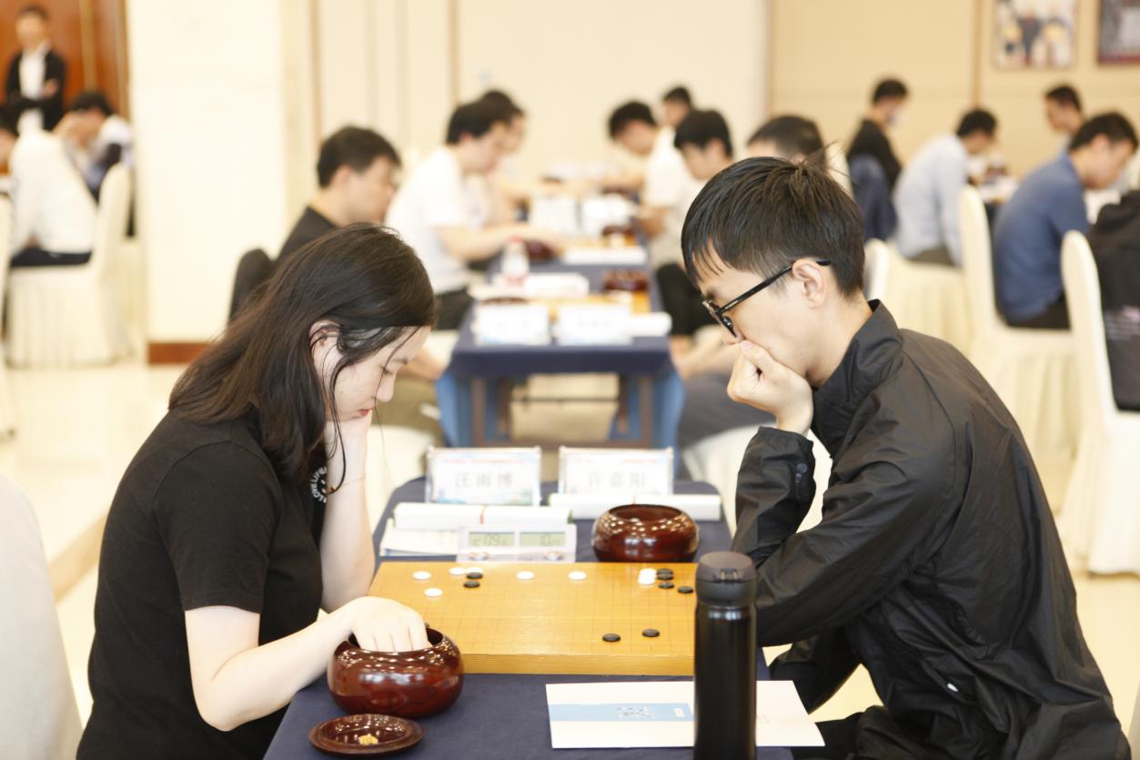 阿含桐山杯进入十六强的00后棋手,阿含桐杯最新比赛