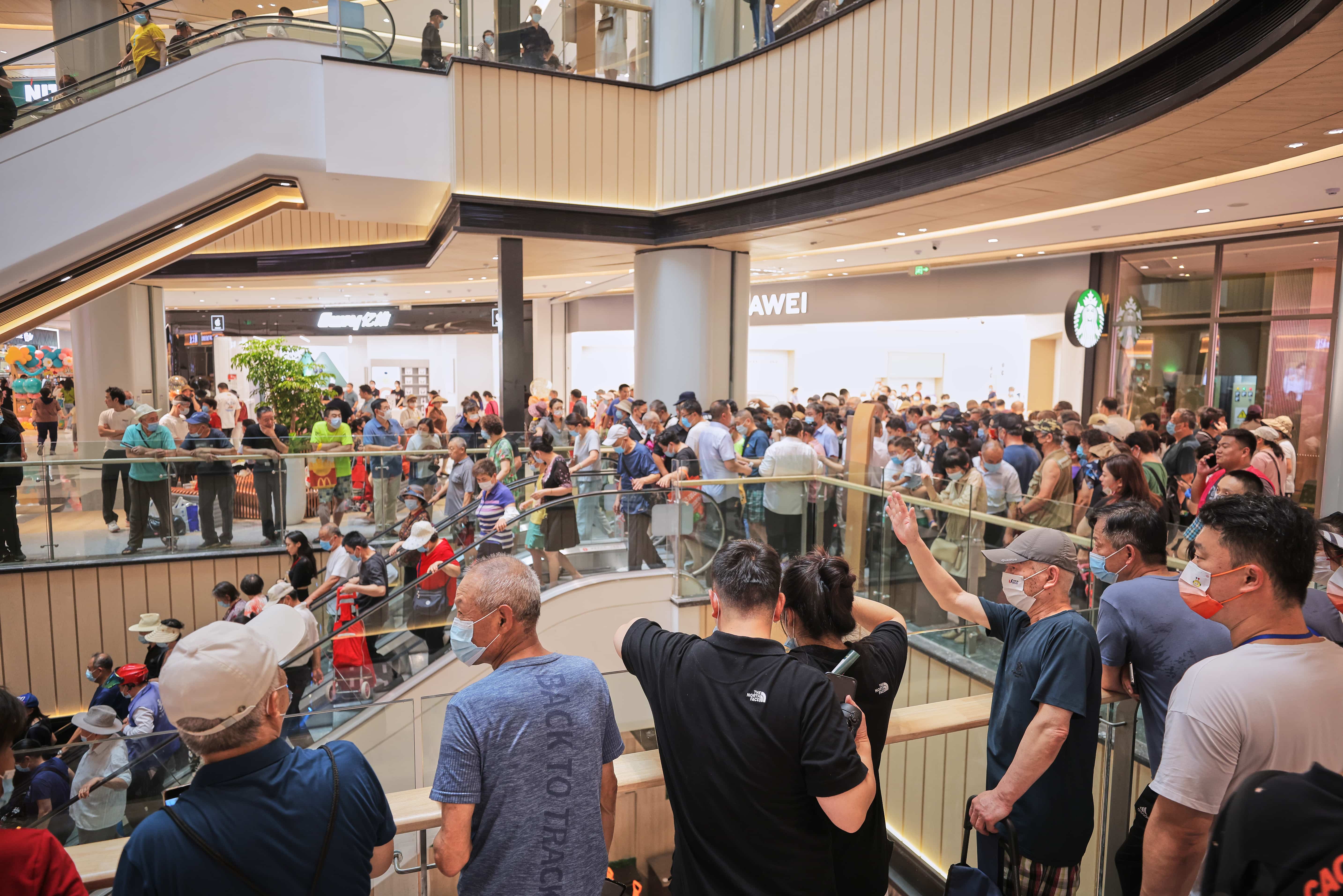 三天客流40万人销售超2368万丽达茂开业带火浮山后商圈