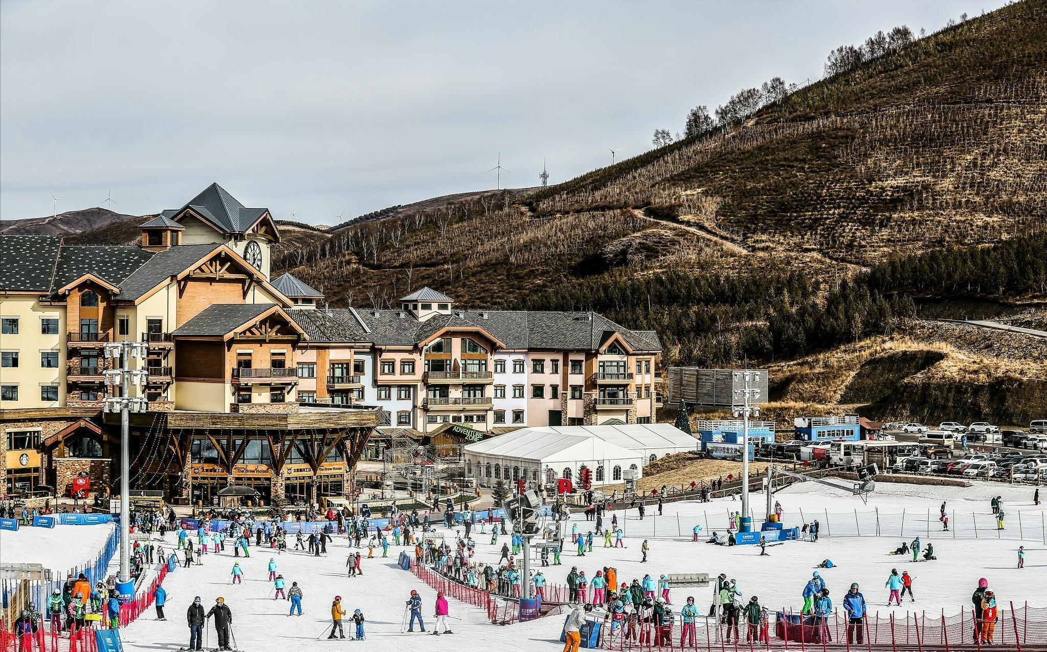 国内滑雪度假推荐,今年去哪里滑雪便宜
