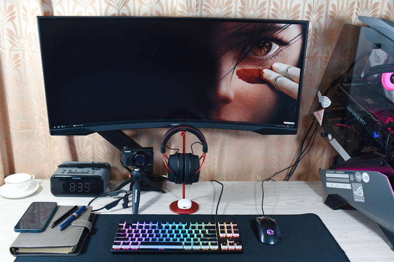 续航炸裂,hyperx阿尔法无线版和有线对比