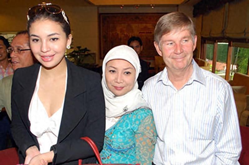 嫩模嫁王子当王妃，却每晚被下药*辱侮**，出逃16张照片*光王曝**子猥琐