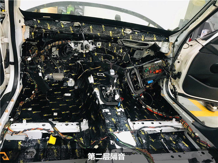 宝马x1异味怎么去除南京,12年宝马X1室内异味如何除