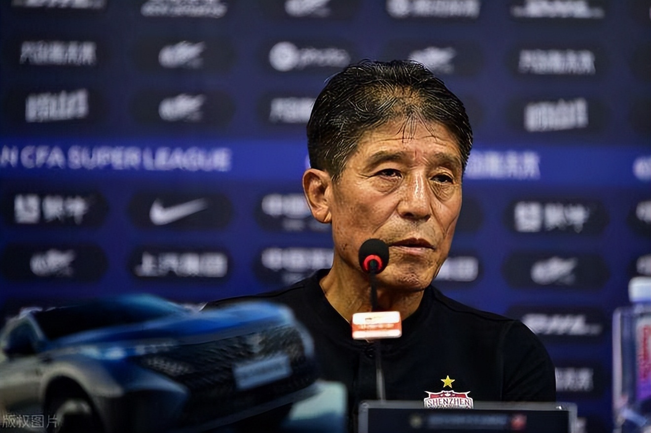 阿奇姆彭赛后采访,阿奇姆彭有没有被欠薪