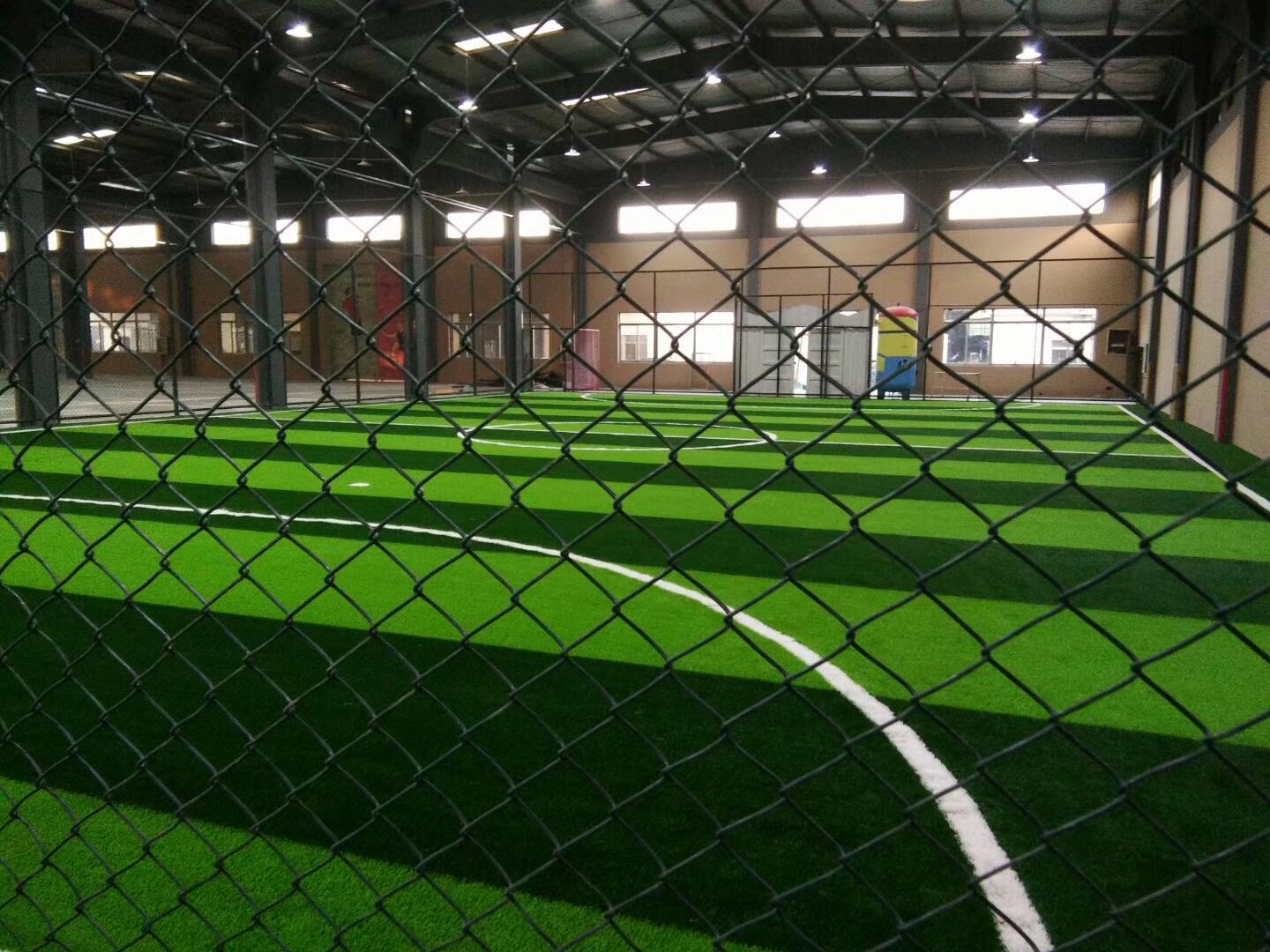 足球场人工草坪多少钱一平方,人工足球场草坪多少钱