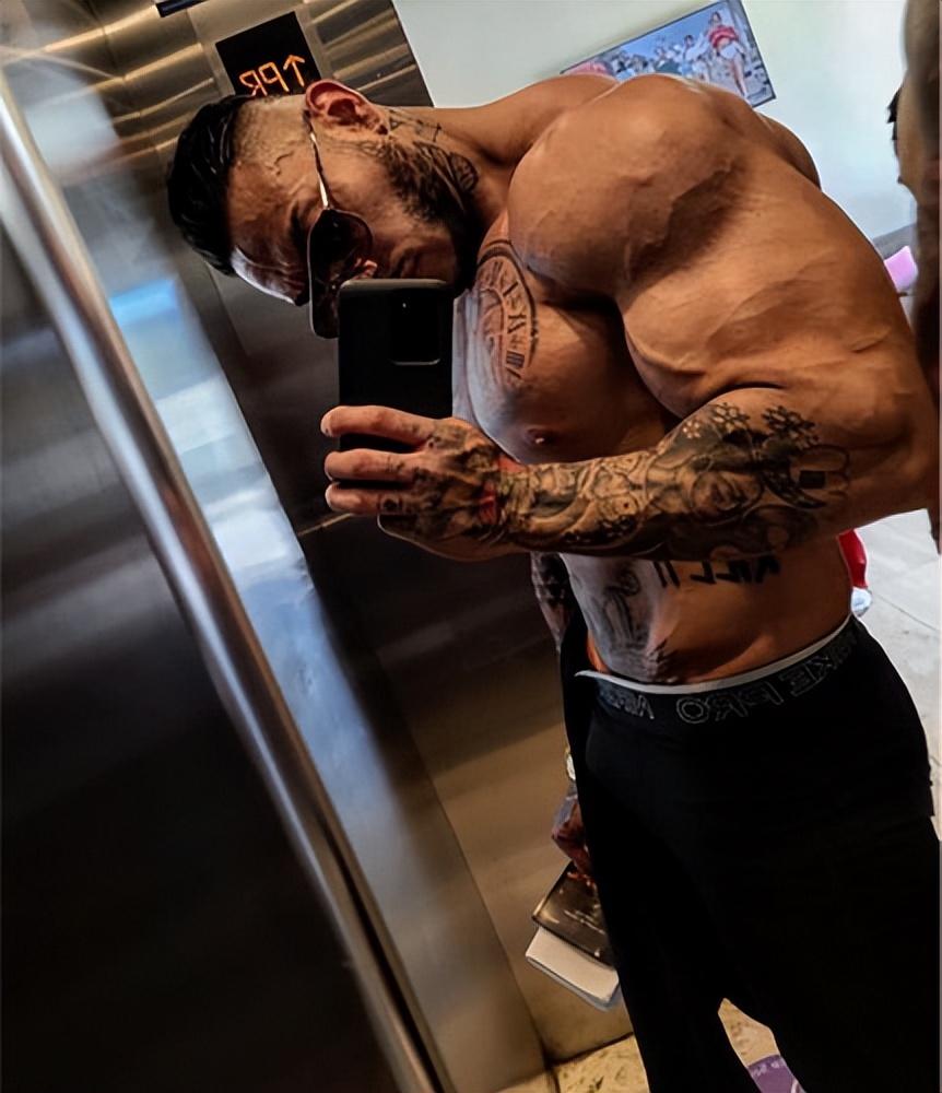 肱二头肌训练动作无器械麒麟臂,如何徒手练出麒麟臂肱二头肌