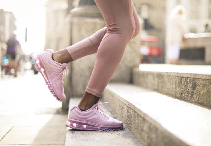 脚后跟疼的原因和治疗的方法,引起脚后跟疼痛的常见11种疾病