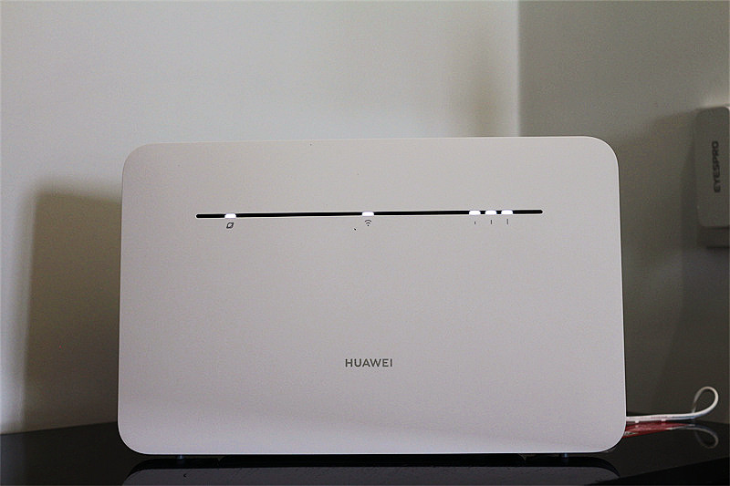 华为移动路由器pro总是断网,有电就能上网的wifi路由器华为