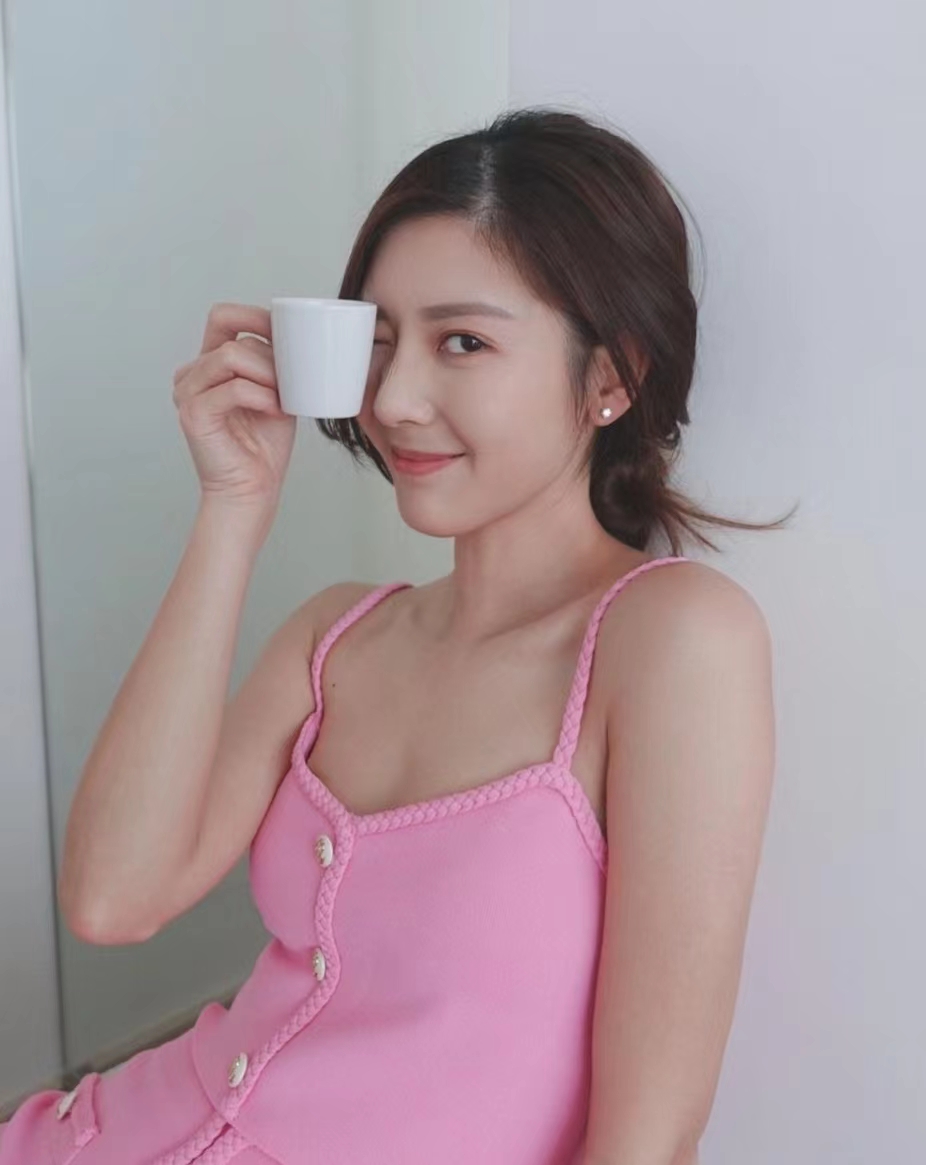 香港女星孕肚照,香港女星怀孕健身